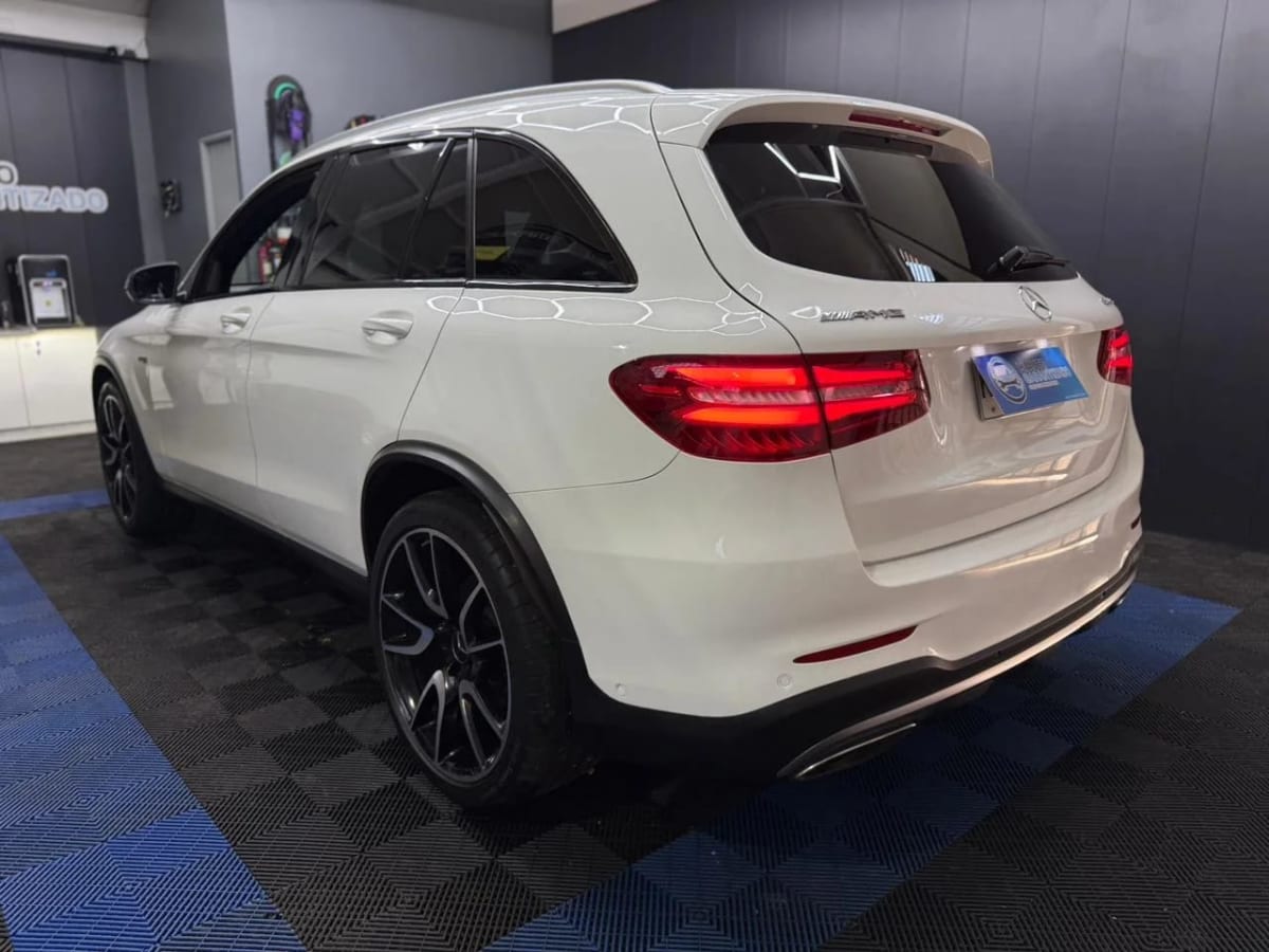 2018 Mercedes-Benz Glc 43 Blanco - Miniatura 3