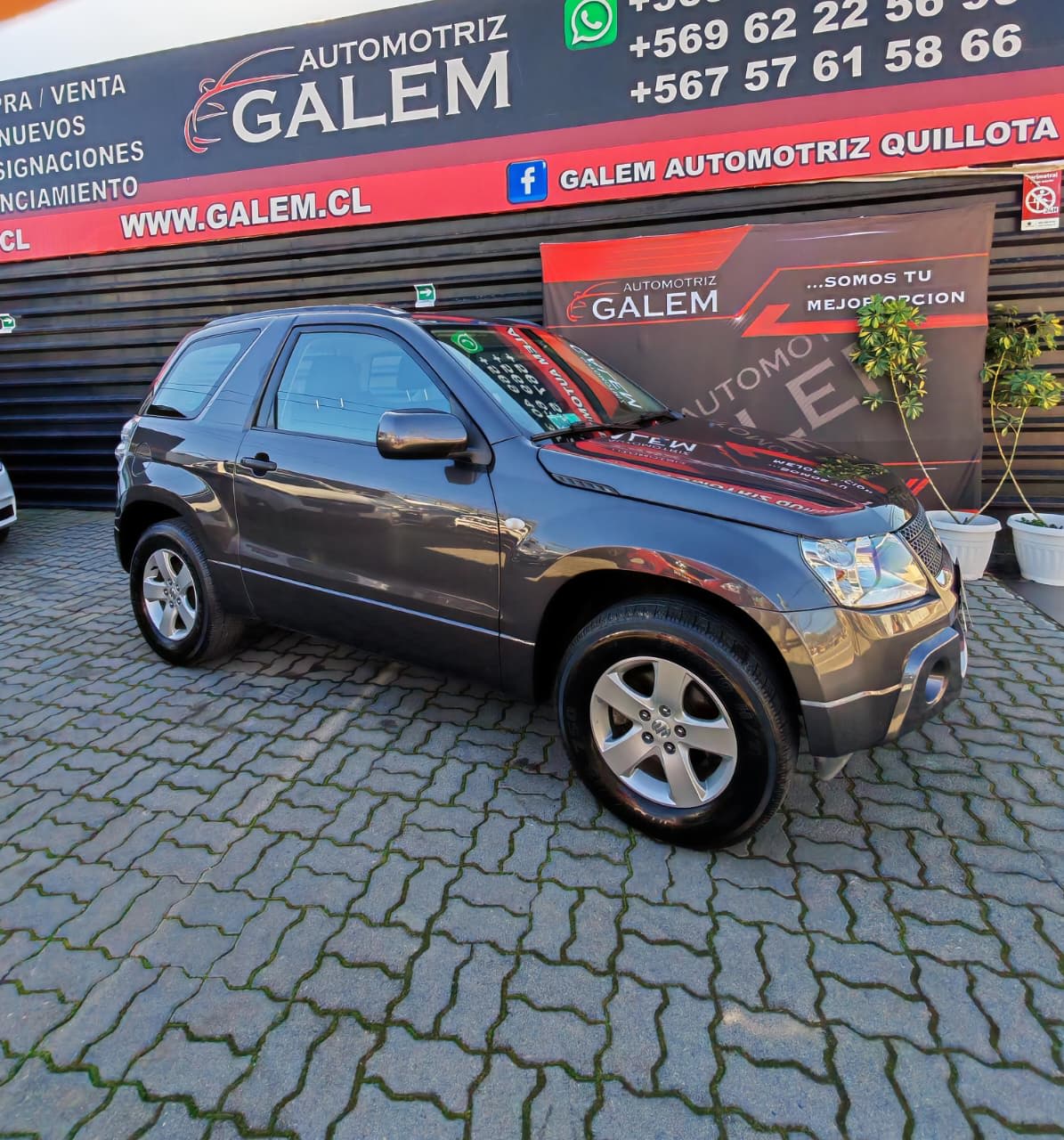 2012 Suzuki Grand Vitara Gris - Imagen 1