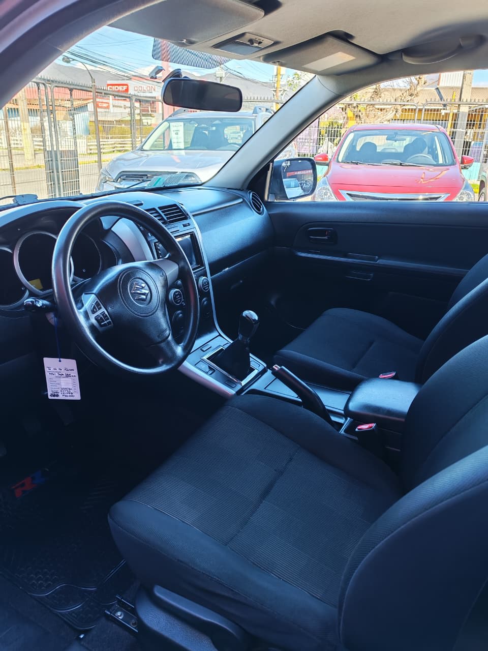 2012 Suzuki Grand Vitara Gris - Miniatura 6