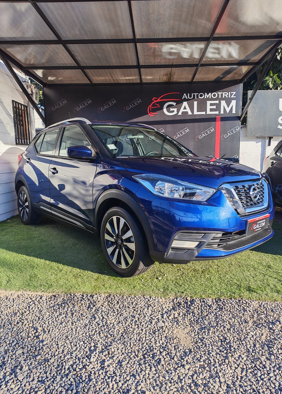 2021 Nissan Kicks Azul - Imagen 1