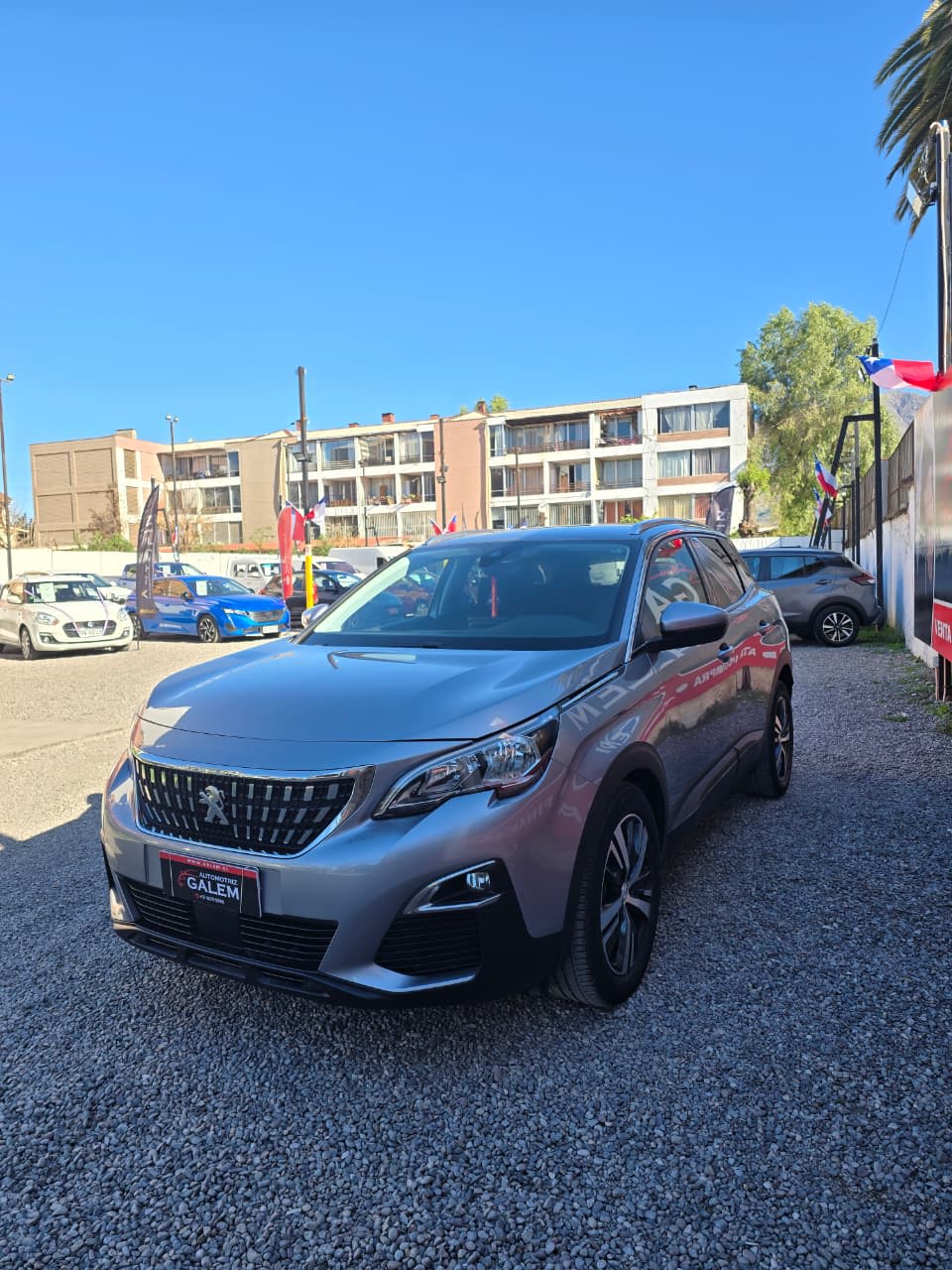 2021 Peugeot 3008 Gris - Miniatura 2
