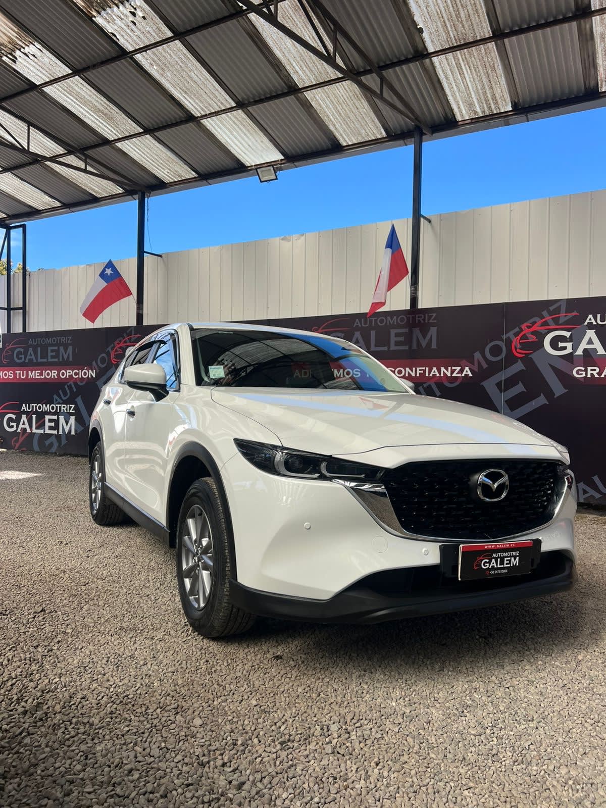 2024 Mazda CX 5 Blanco - Miniatura 2
