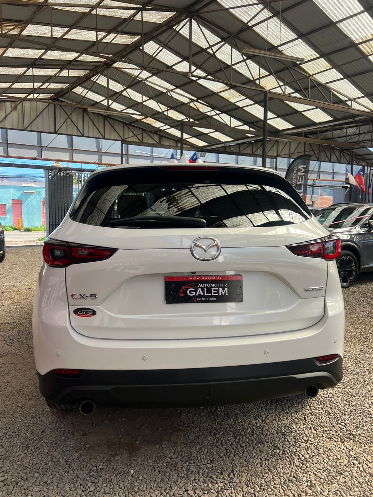 2024 Mazda CX 5 Blanco - Miniatura 5