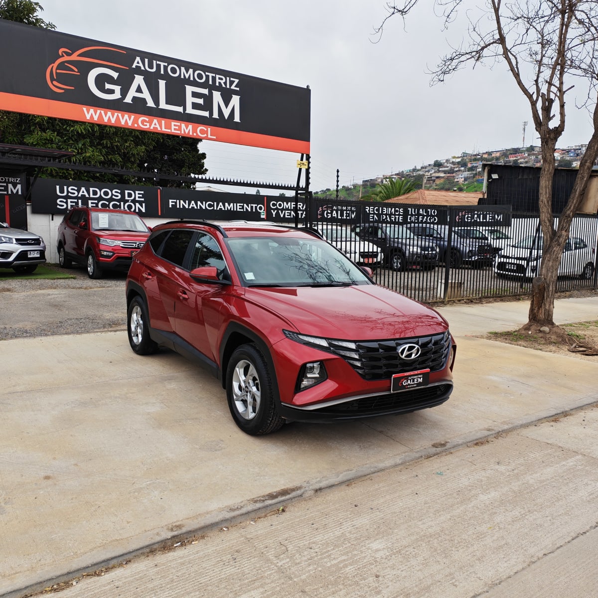 2022 Hyundai Tucson Rojo - Miniatura 2