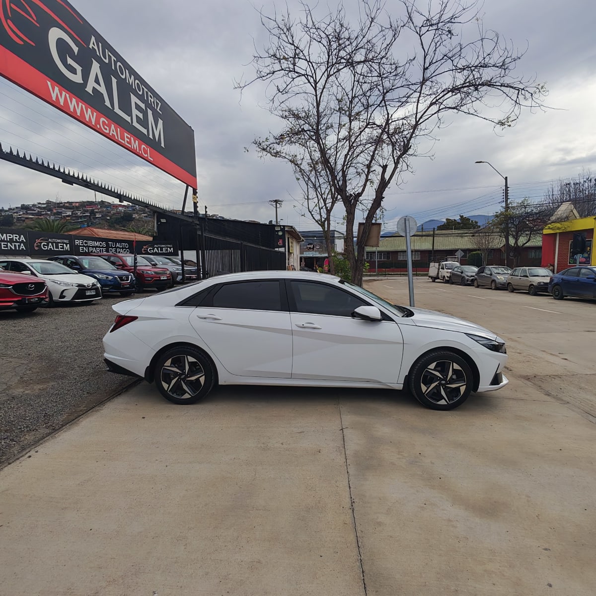 2024 Hyundai Elantra Blanco - Miniatura 7