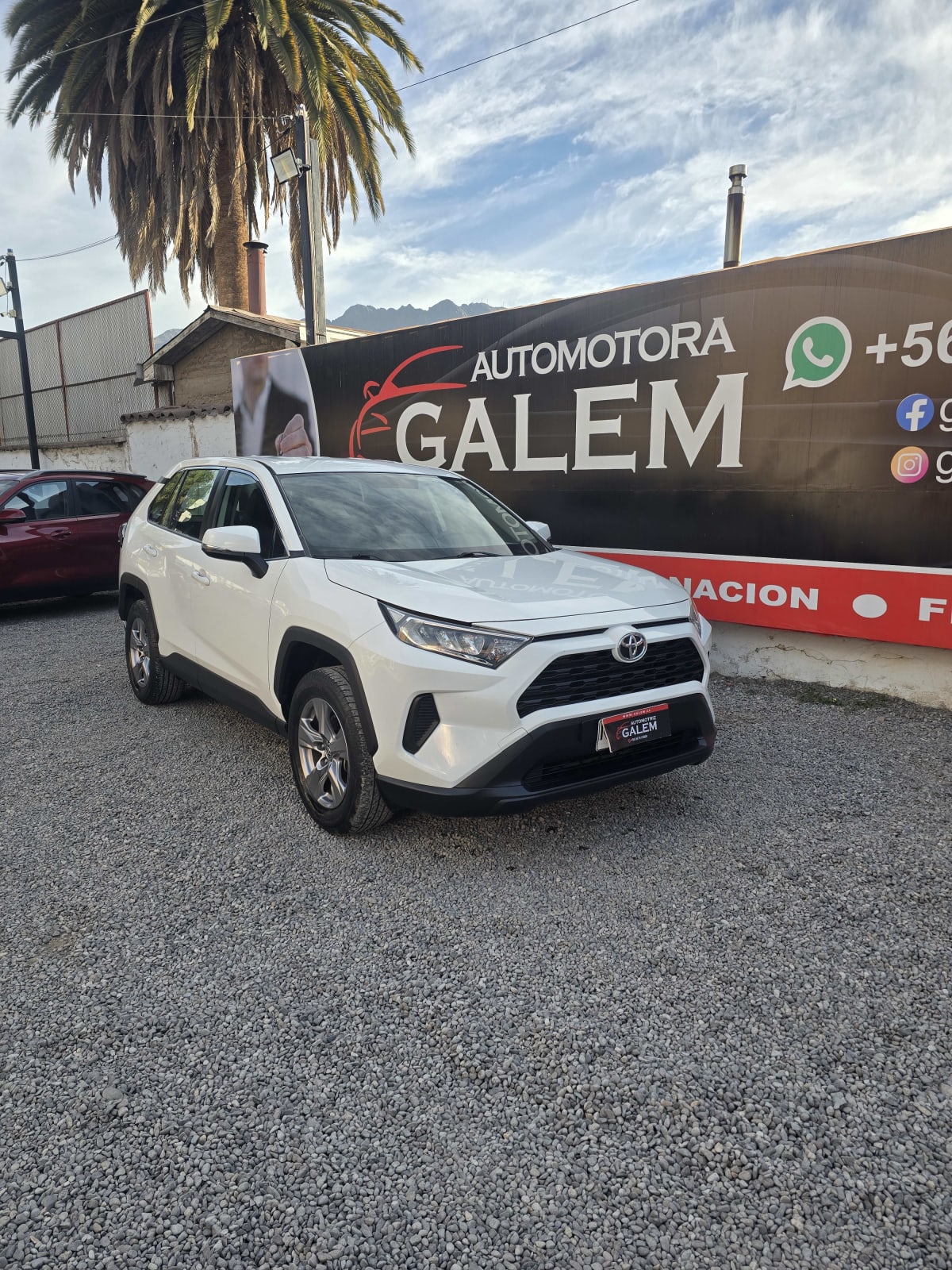 2022 Toyota Rav 4 Blanco - Miniatura 2
