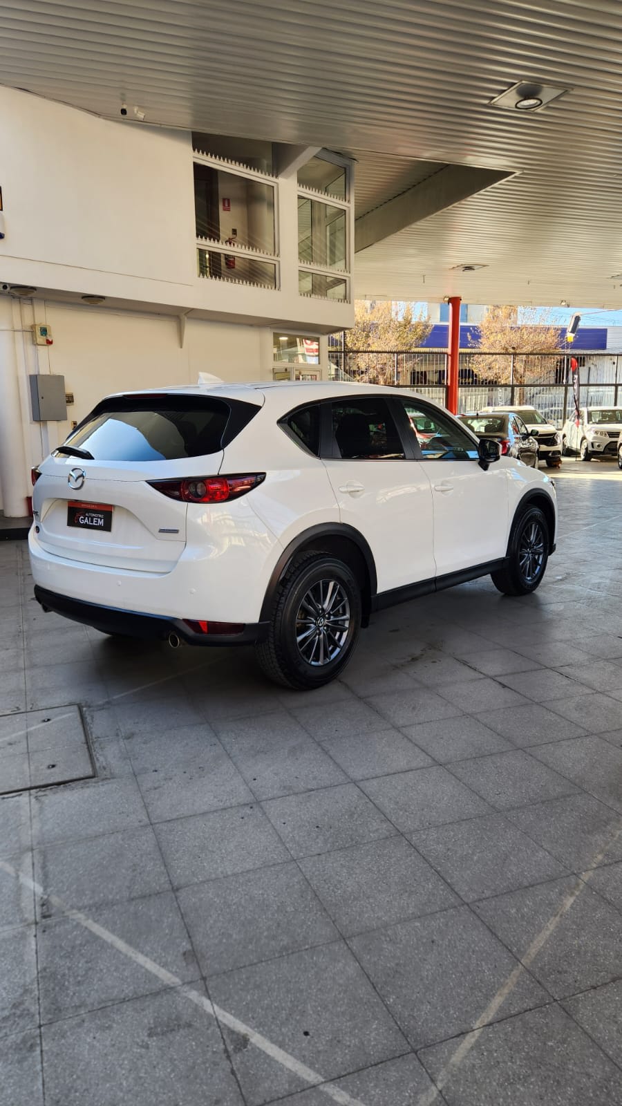 2019 Mazda CX 5 Blanco - Miniatura 2