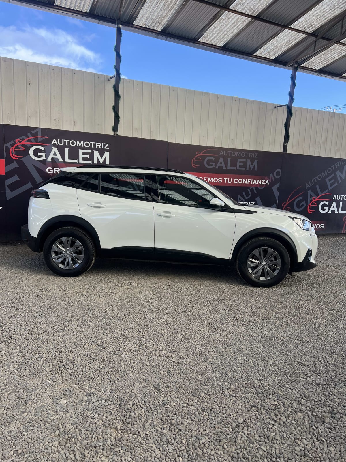 2020 Peugeot 2008 Blanco - Miniatura 6