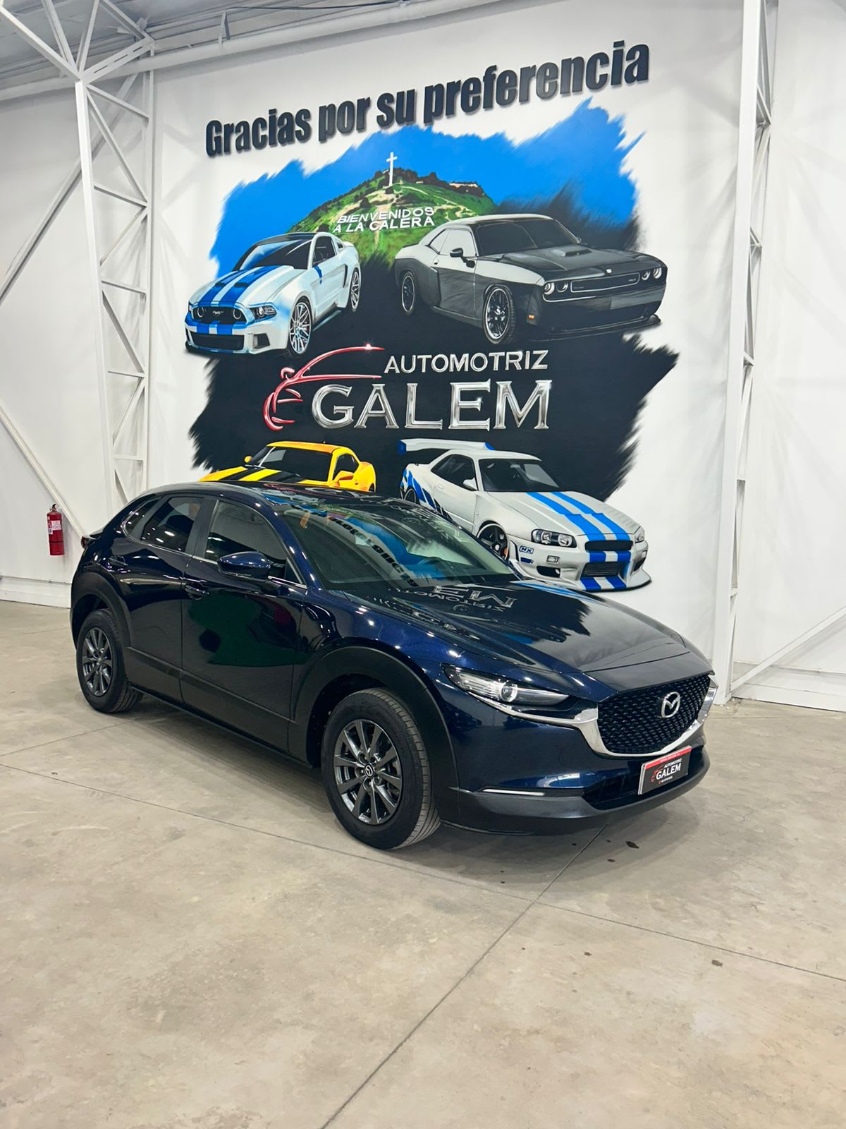 2021 Mazda CX 30 Azul - Miniatura 9
