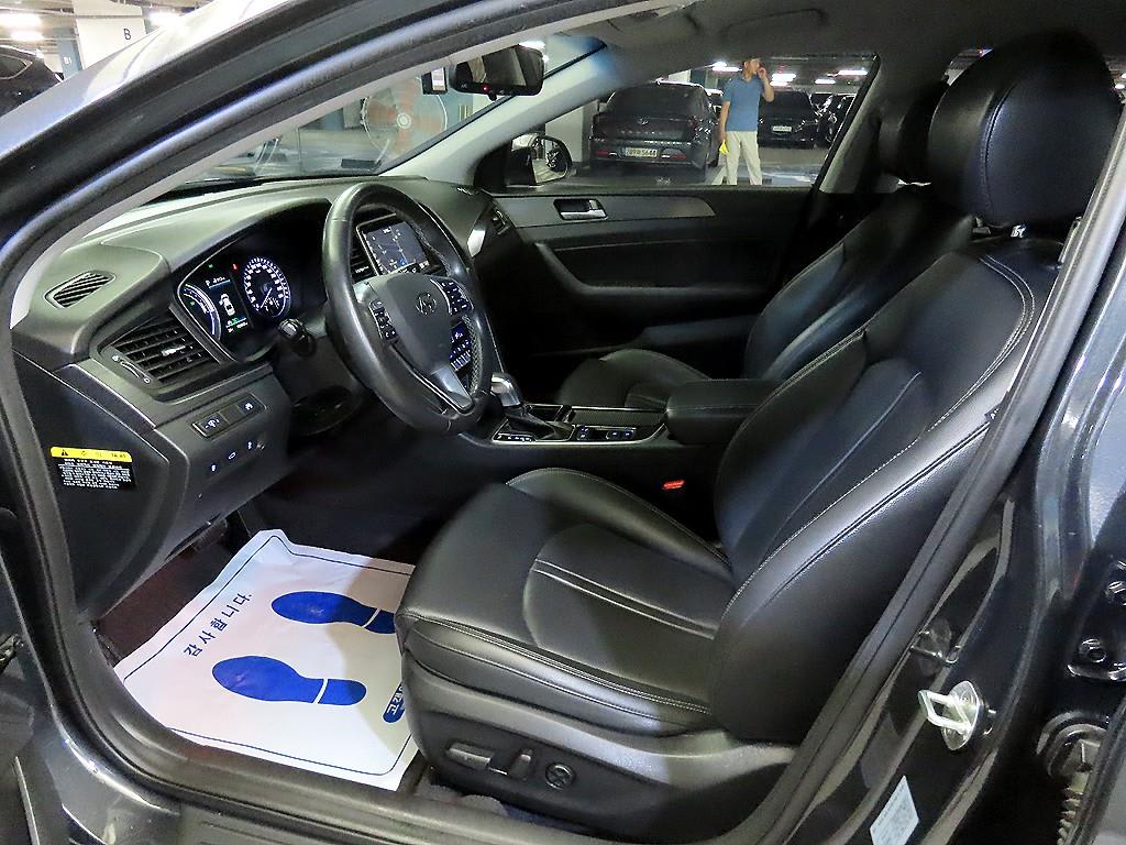 2018 Hyundai Sonata New Gris - Miniatura 6