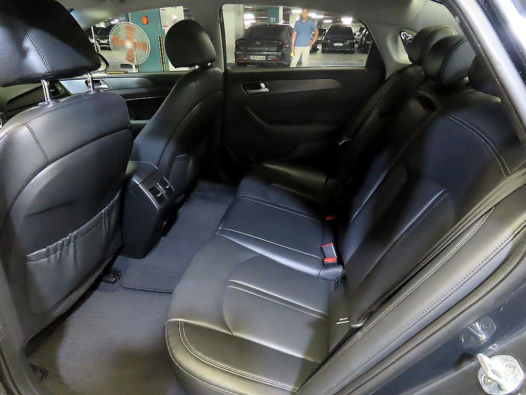 2018 Hyundai Sonata New Gris - Miniatura 7