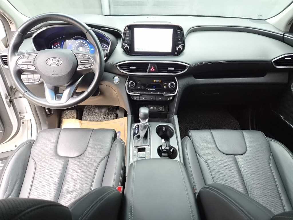 2019 Hyundai Santa Fe TM Blanco - Miniatura 7