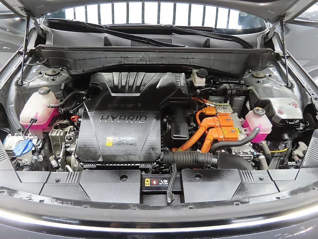 2024 Hyundai Kona New Gris - Miniatura 6