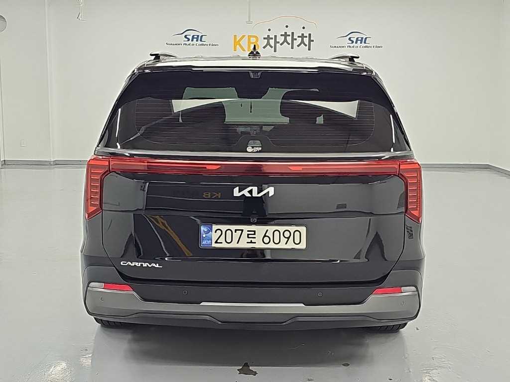 2025 KIA Carnival Ref 419882 Diesel Negro - Miniatura 3