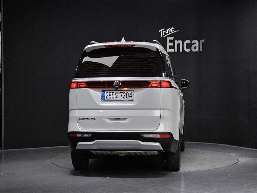 2021 Kia Carnival 4th Blanco - Miniatura 2