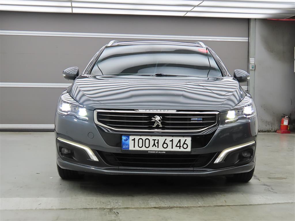 2016 Peugeot 508 SW Gris - Miniatura 2