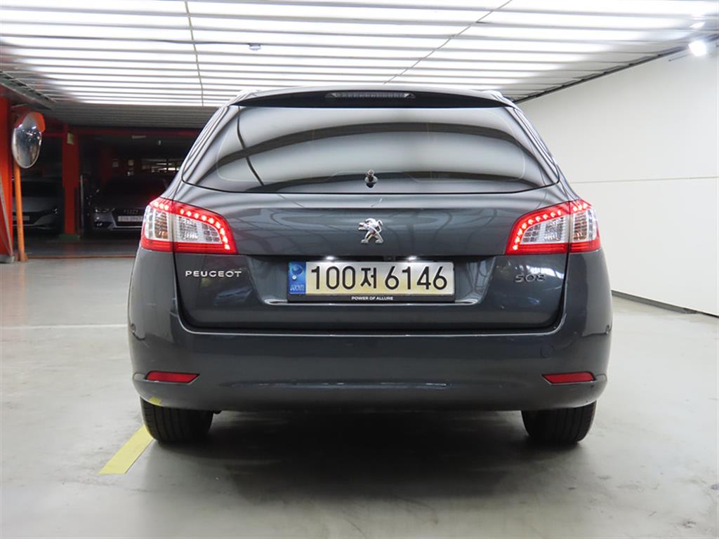 2016 Peugeot 508 SW Gris - Miniatura 3