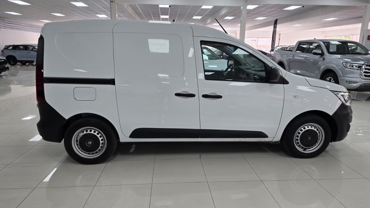 2022 Renault Expres DIESEL Blanco - Miniatura 4