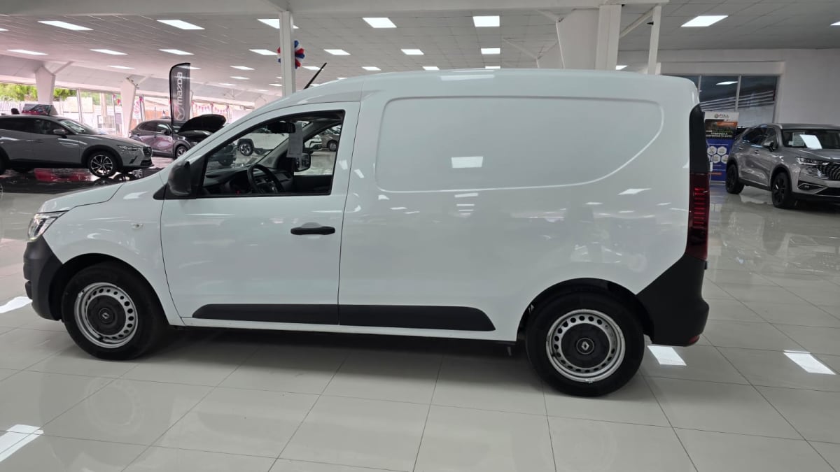 2022 Renault Expres DIESEL Blanco - Miniatura 6