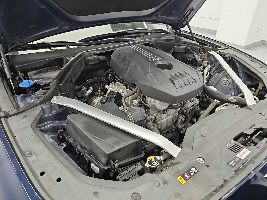 2019 Genesis G70 2.0T - Miniatura 5