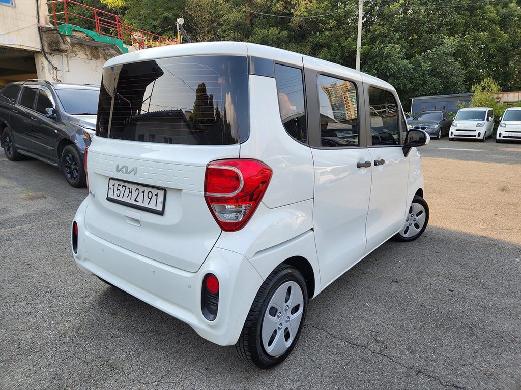 2022 Kia Ray 2 Blanco - Miniatura 4