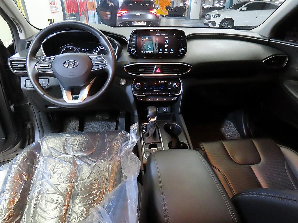 2019 Hyundai Santa Fe TM Gris - Miniatura 10