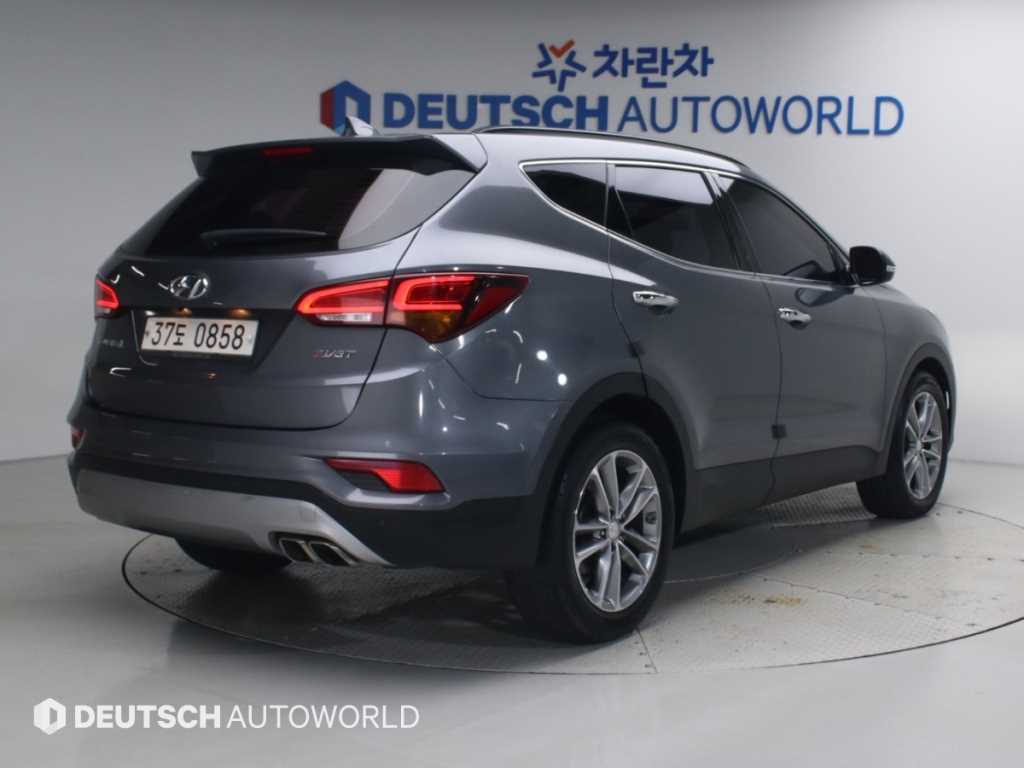 2016 Hyundai Santa Fe The Gris - Miniatura 2
