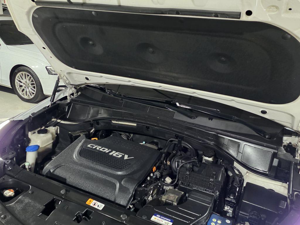 2016 Hyundai Santa Fe The Blanco - Miniatura 6