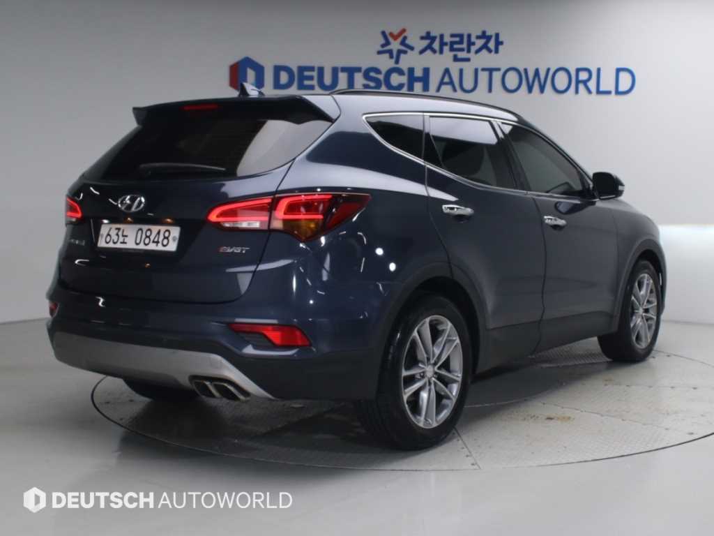 2016 Hyundai Santa Fe The Azul - Miniatura 2