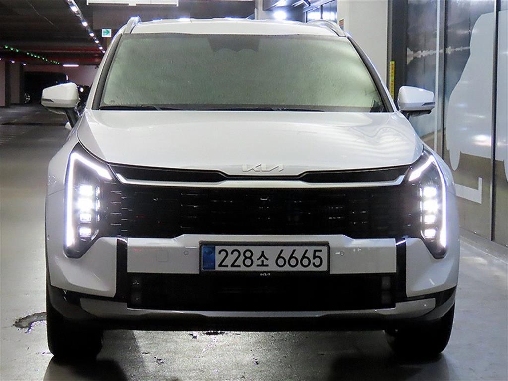 2025 Kia Sportage 5th Blanco - Miniatura 2