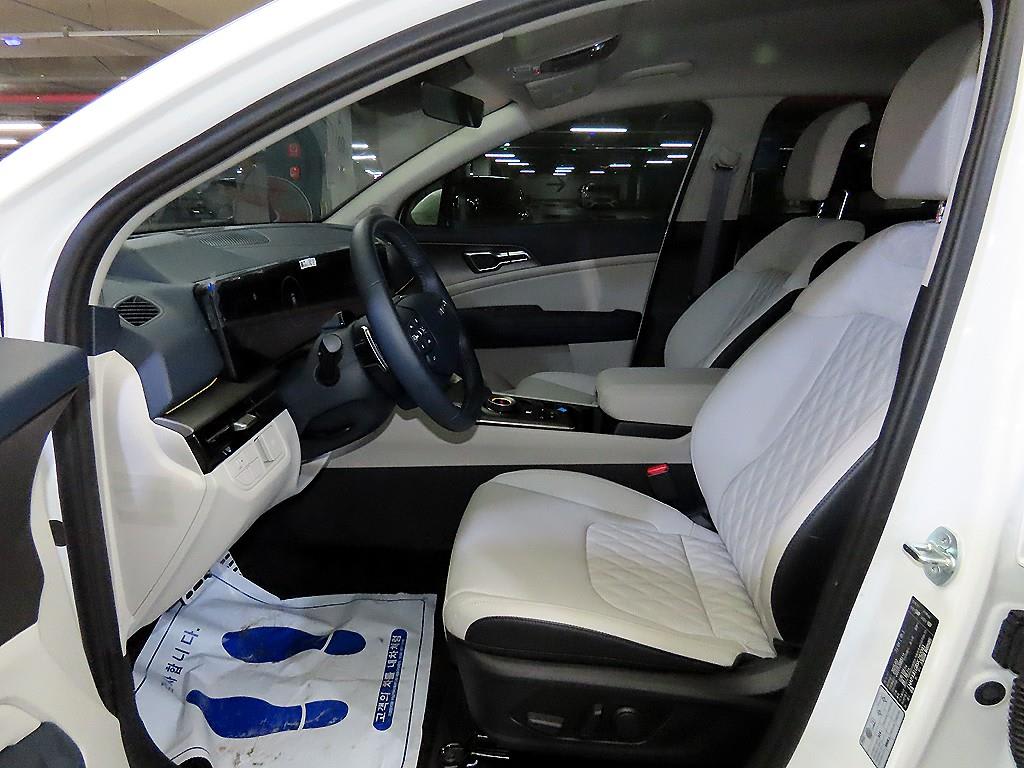 2025 Kia Sportage 5th Blanco - Miniatura 6