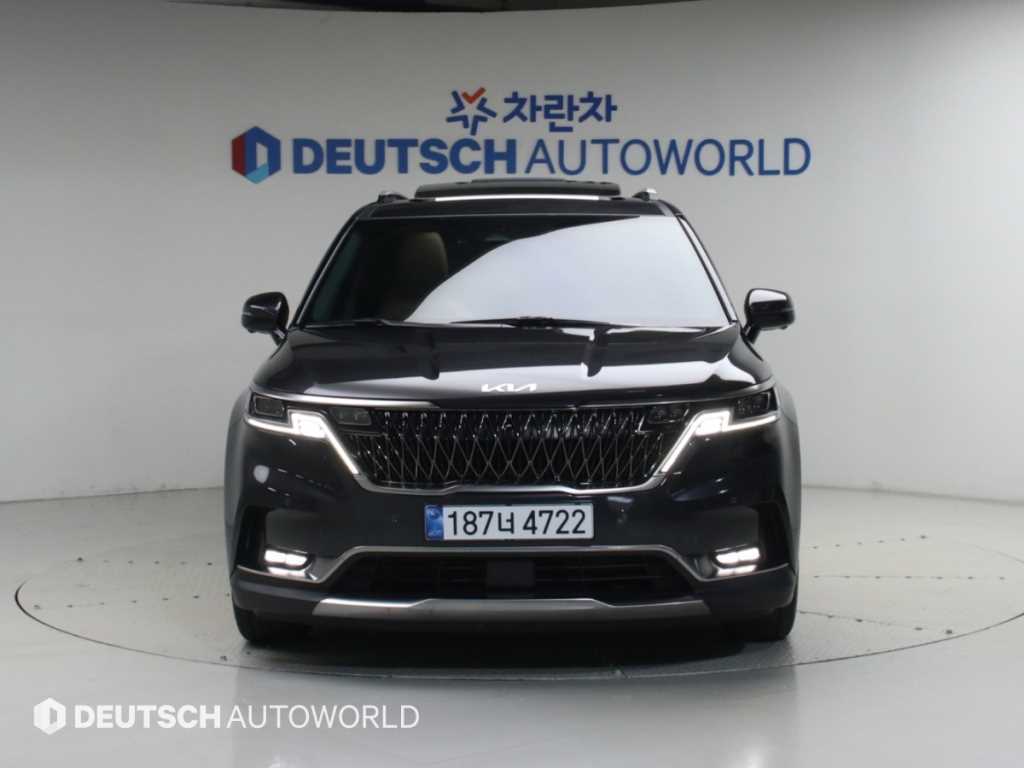2022 Kia Carnival 4th Gris - Imagen 1