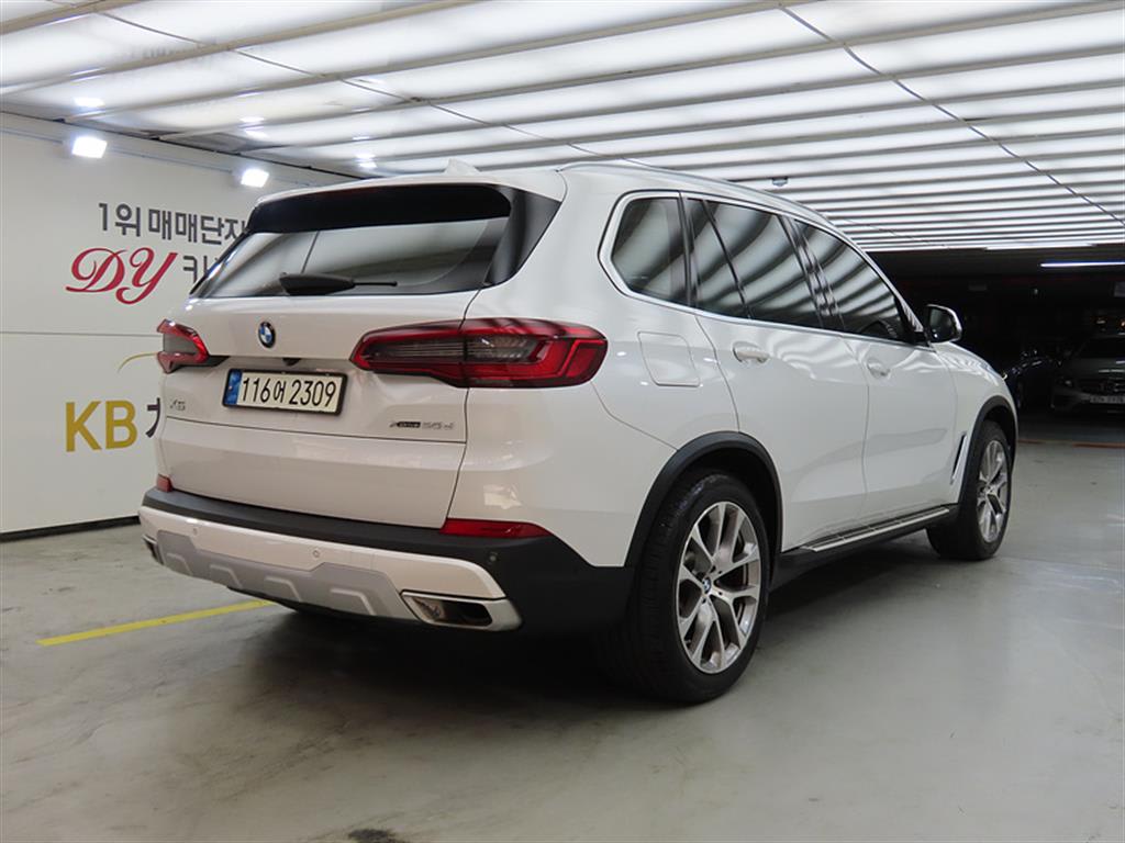 2019 BMW X5 Ref 420342 Diesel Blanco - Miniatura 4
