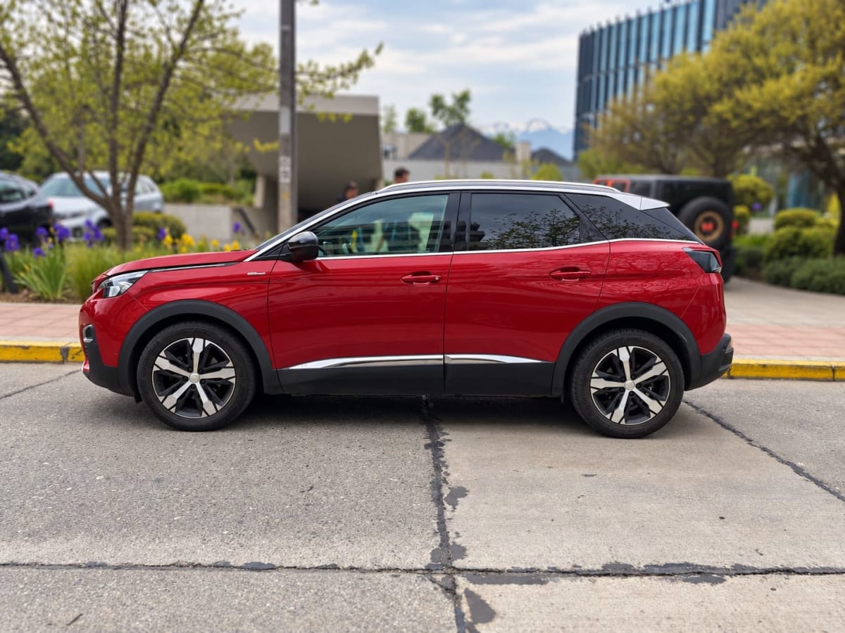 2021 Peugeot 3008 Line Rojo - Miniatura 8