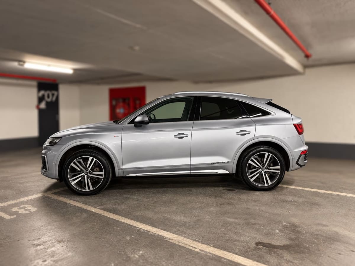 2023 Audi Q5 TFSI Gris - Miniatura 3