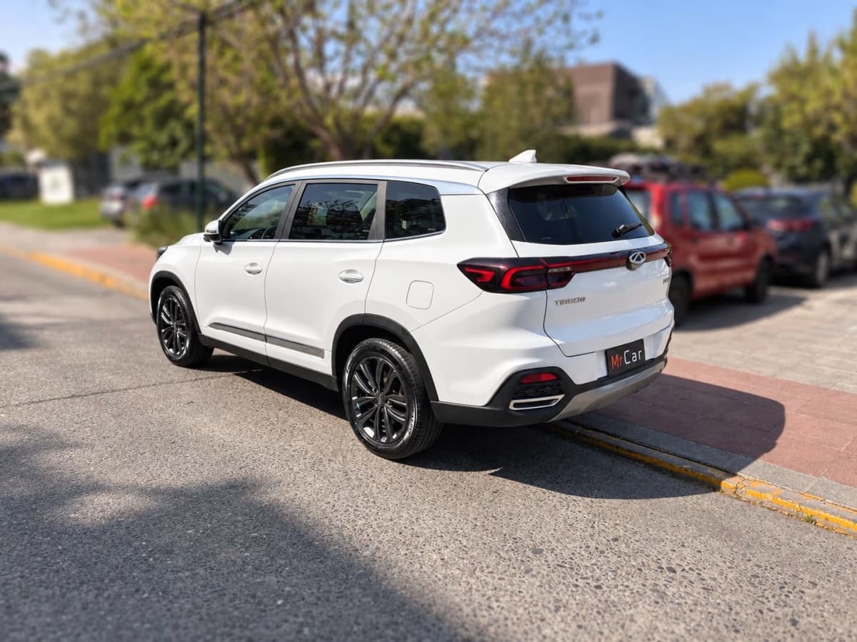 2023 Chery Tiggo 8 GLX Blanco - Miniatura 4