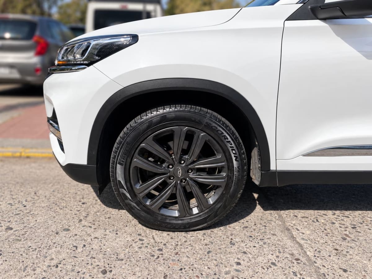2023 Chery Tiggo 8 GLX Blanco - Miniatura 10