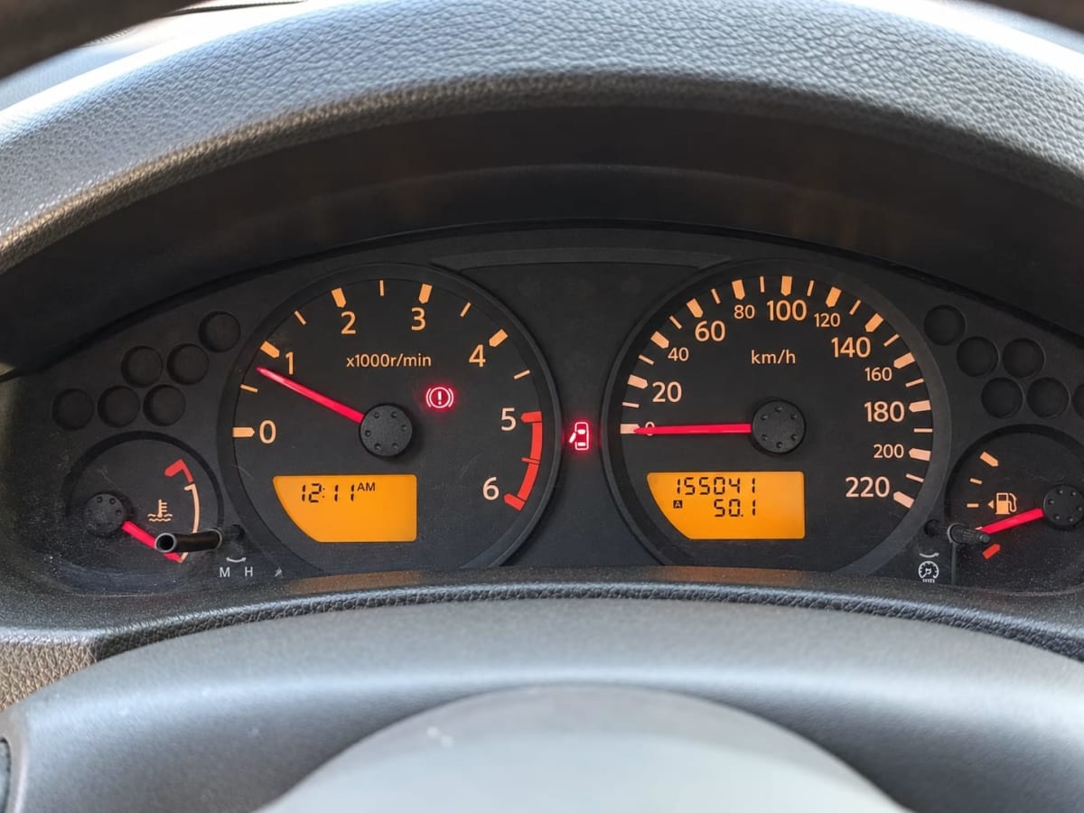 2014 Nissan Navara 4X2 Rojo - Miniatura 8