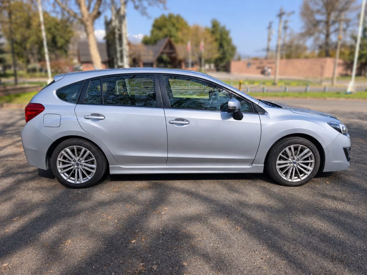 2016 Subaru Impreza Sport Plata - Miniatura 10