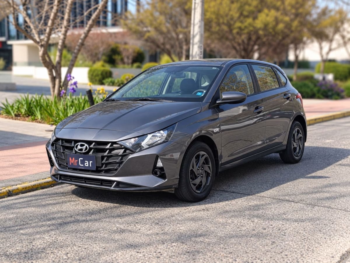 2023 Hyundai I20 Gris - Miniatura 9