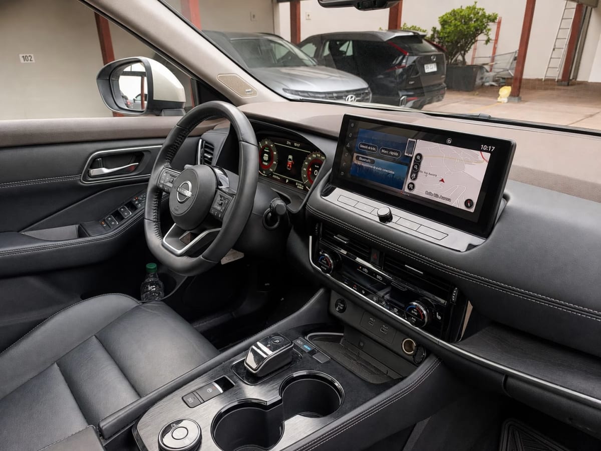 2024 Nissan XTRAIL Exclusive Plata - Miniatura 6