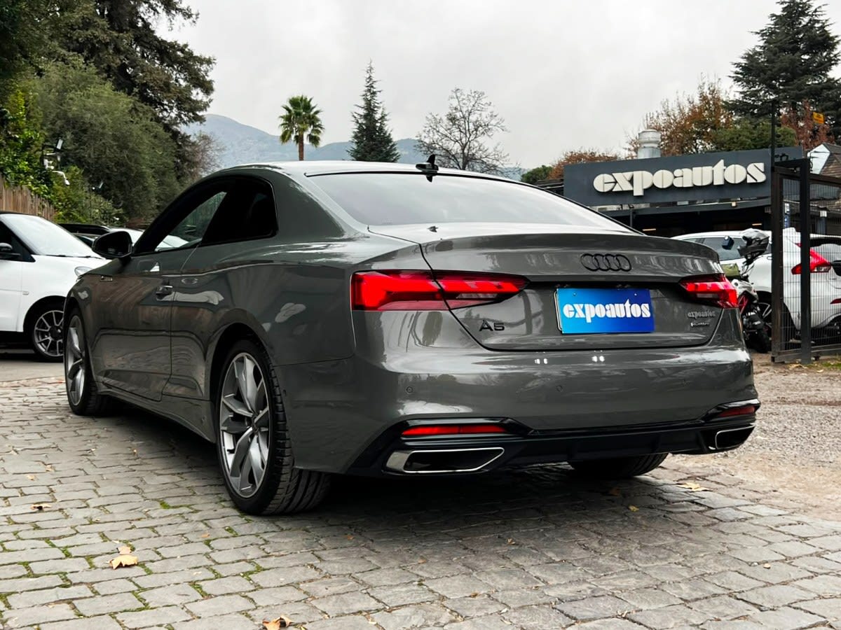 2024 Audi A5 COUPE Gris - Miniatura 6