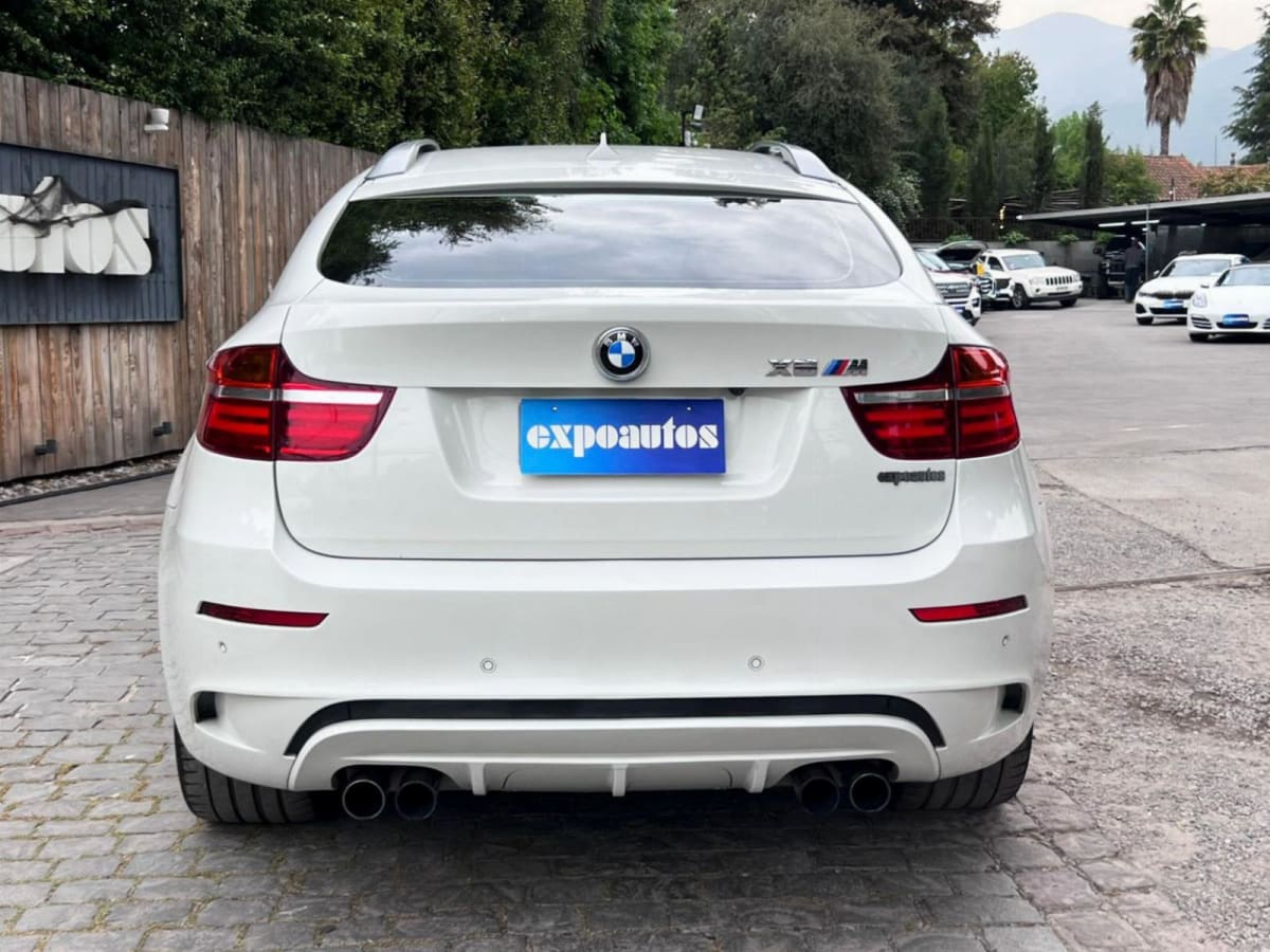 2016 BMW X6 M Blanco - Miniatura 5