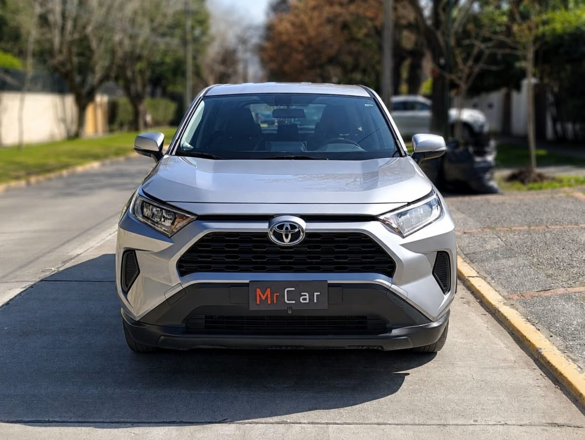 2023 Toyota RAV4 4x4 Plata - Imagen 1