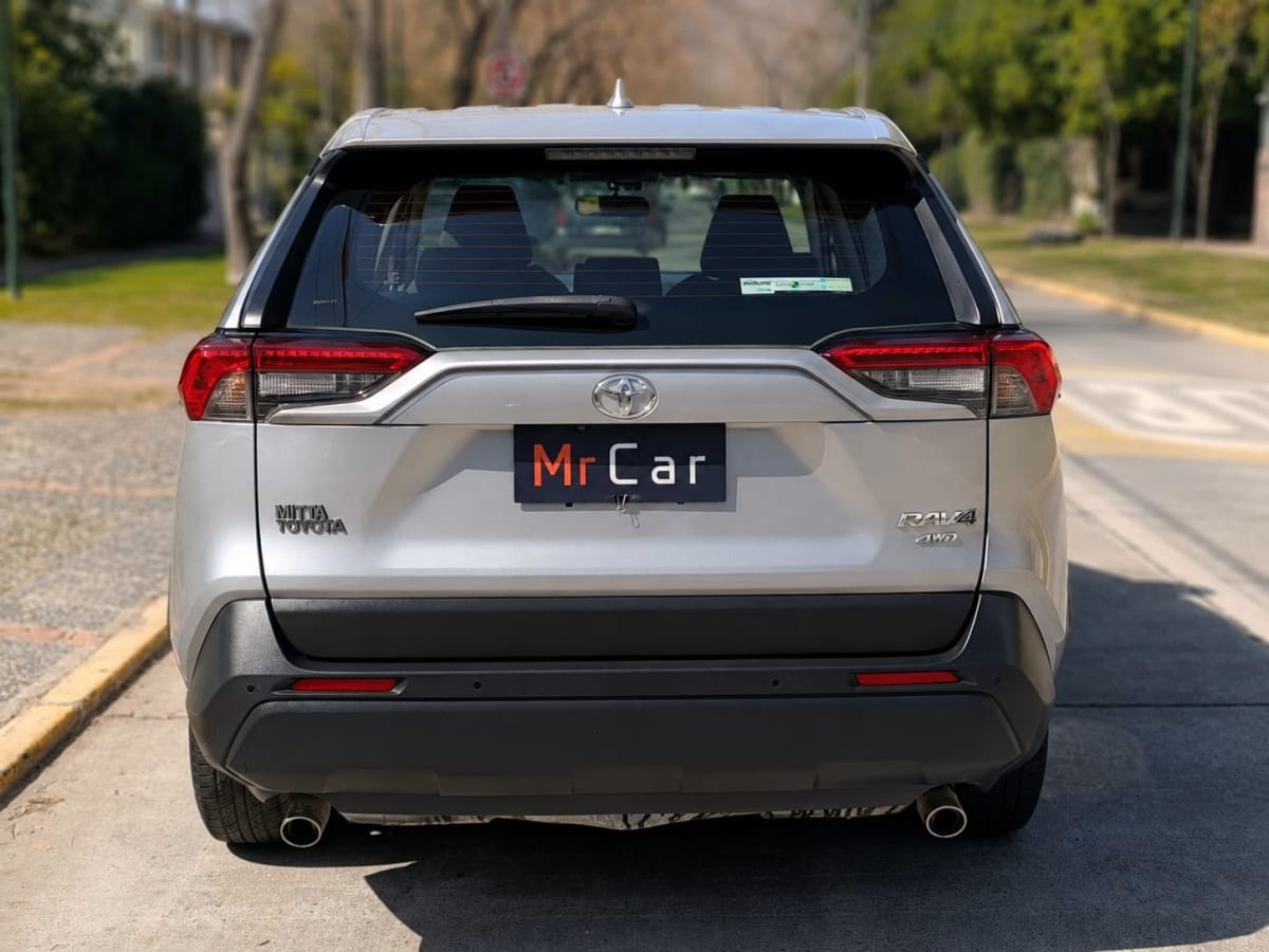 2023 Toyota RAV4 4x4 Plata - Miniatura 5