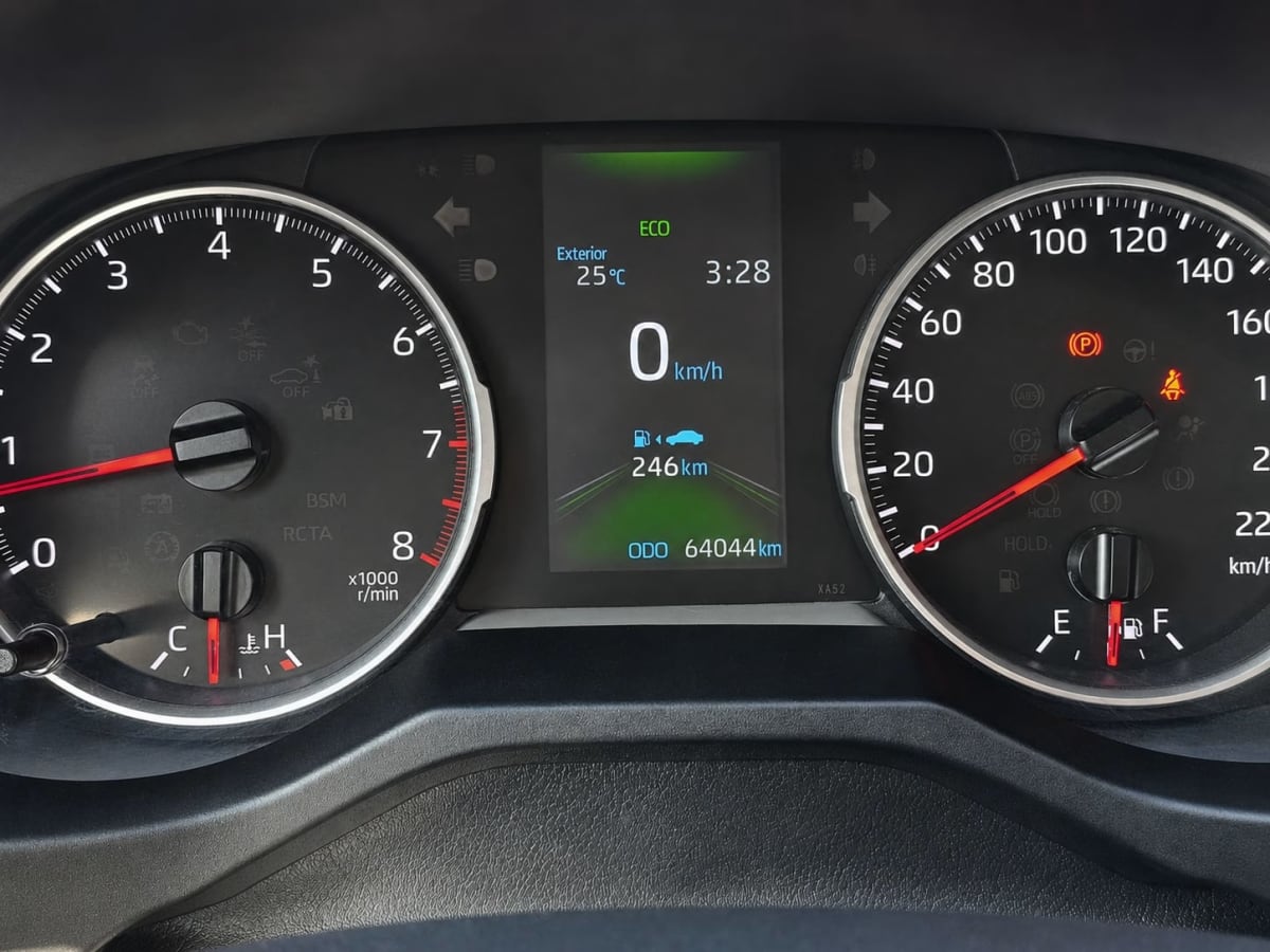 2023 Toyota RAV4 4x4 Plata - Miniatura 7