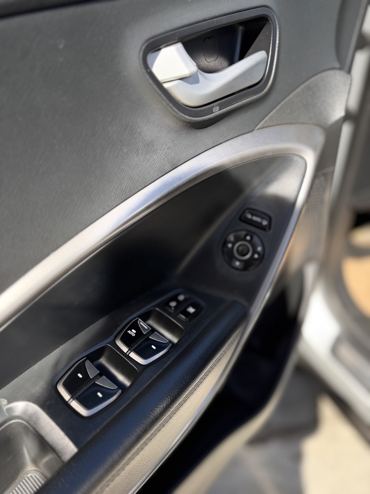 2014 Hyundai Santa FE - Miniatura 7