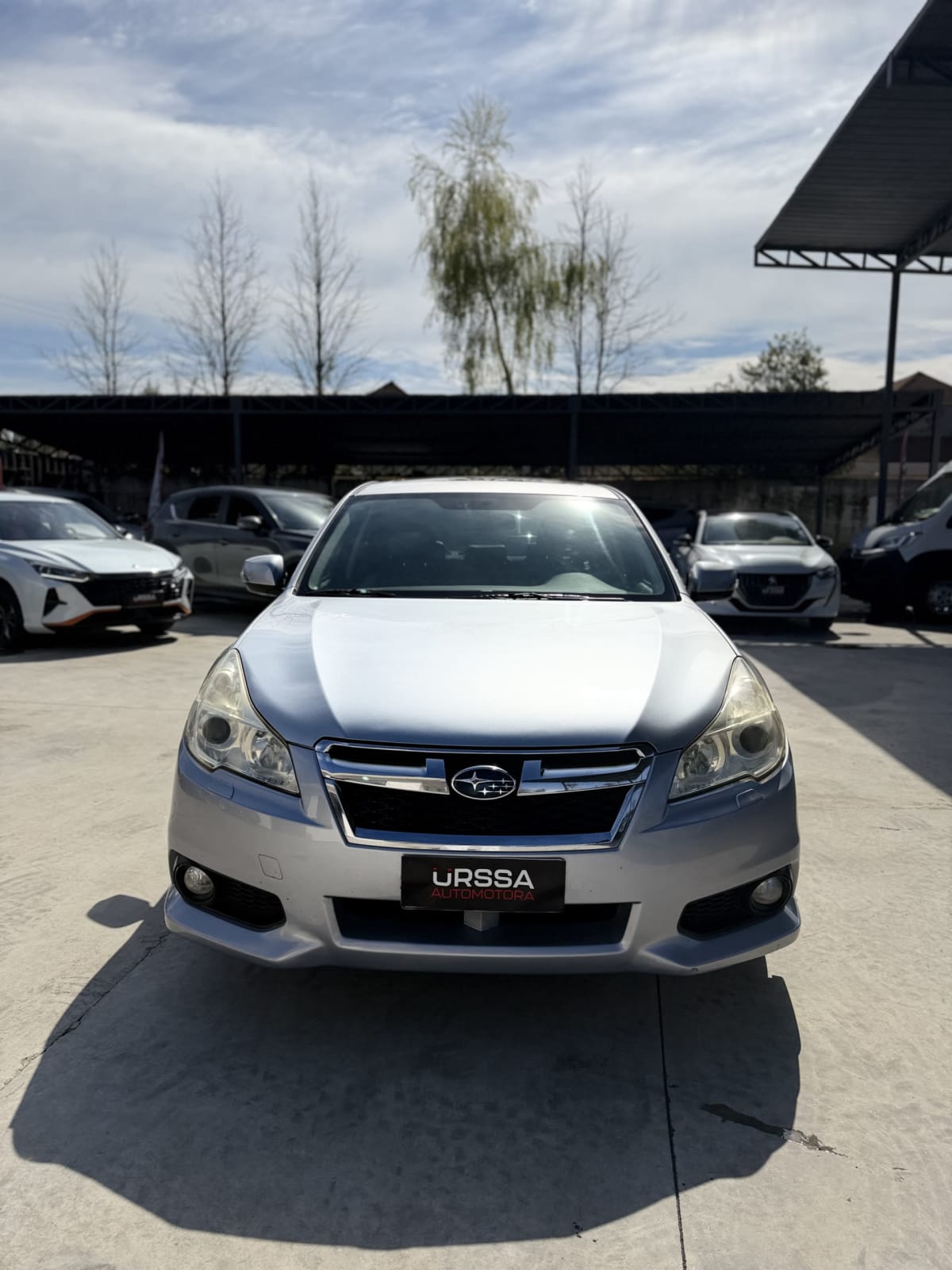 2014 Subaru Legacy LTD - Miniatura 2