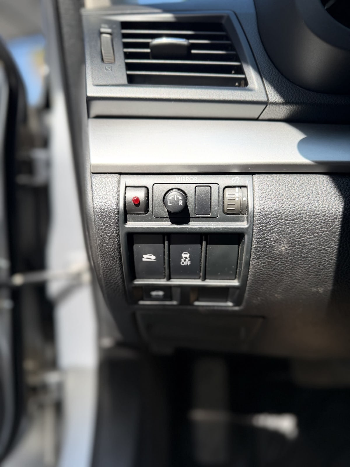 2014 Subaru Legacy LTD - Miniatura 9