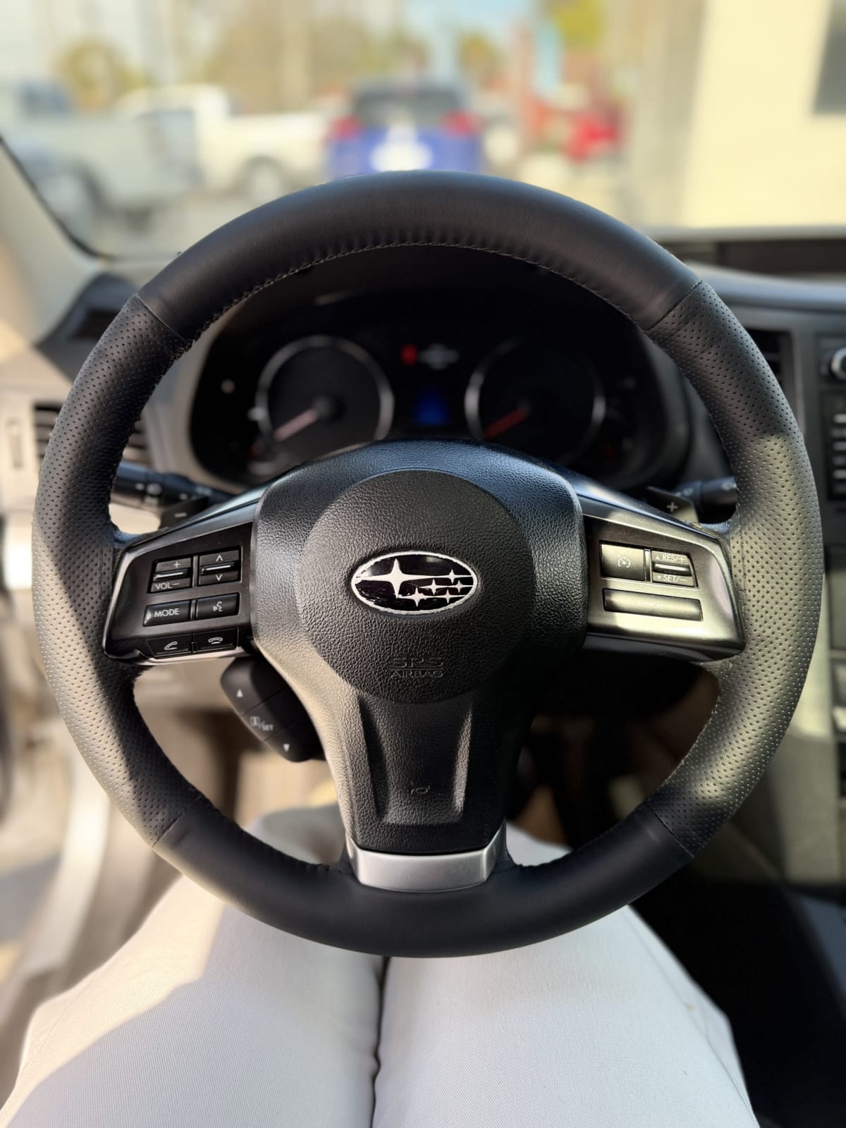 2014 Subaru Legacy LTD - Miniatura 10
